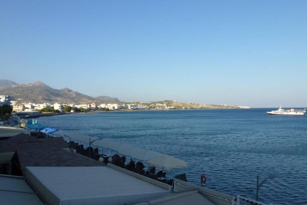 Amazing Seafront Suite Ierápetra Buitenkant foto